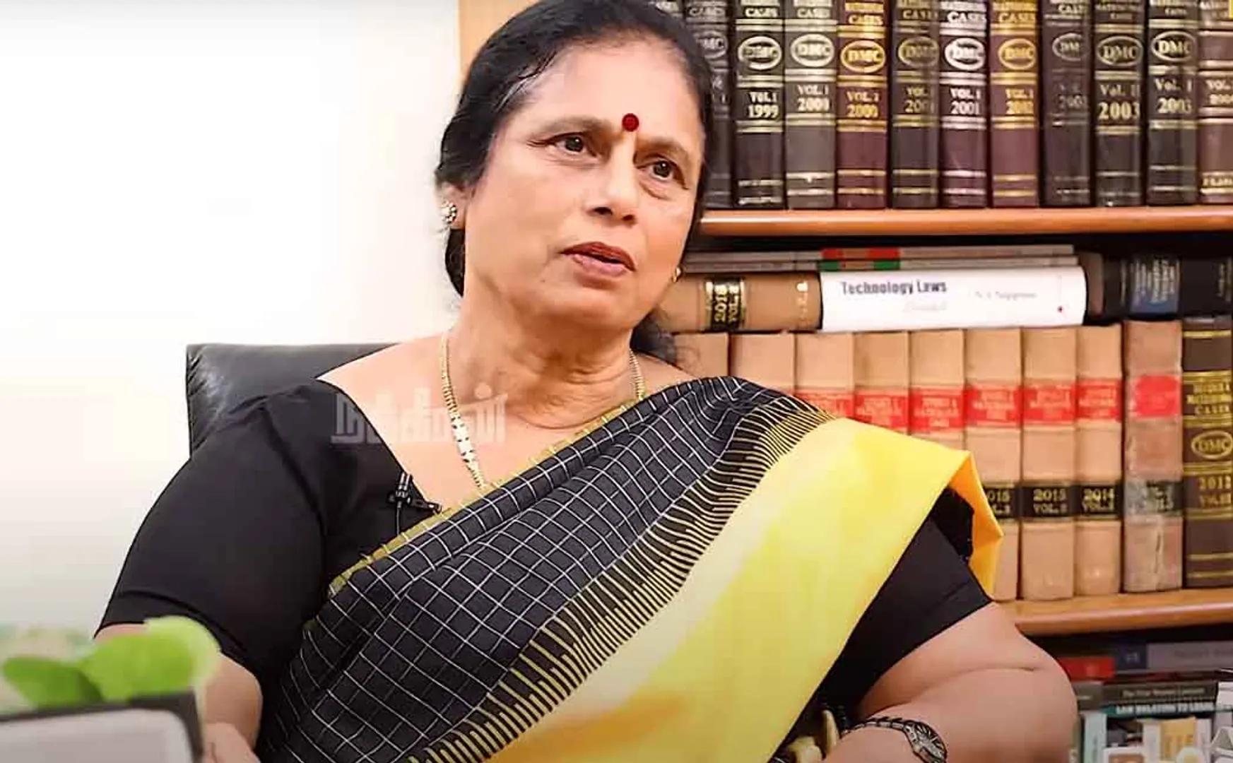  Advocate Santhakumari's Valakku En - 11